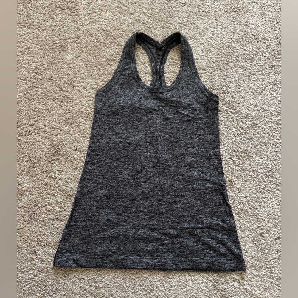Lululemon Athletica Gray Fitted Sleeveless Tank Top